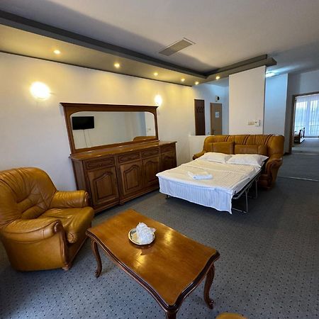 Hotel Vestem Luaran gambar