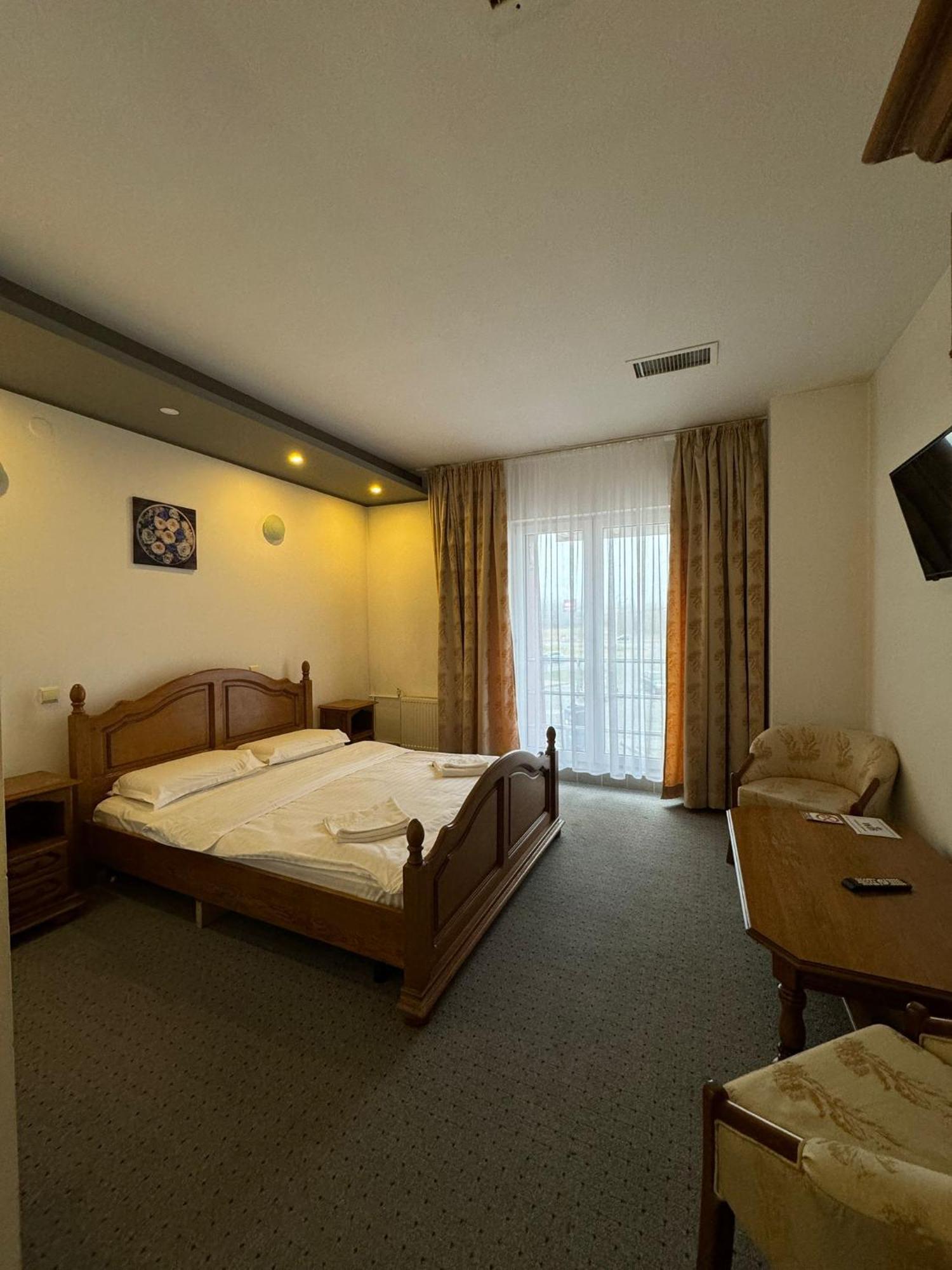 Hotel Vestem Luaran gambar